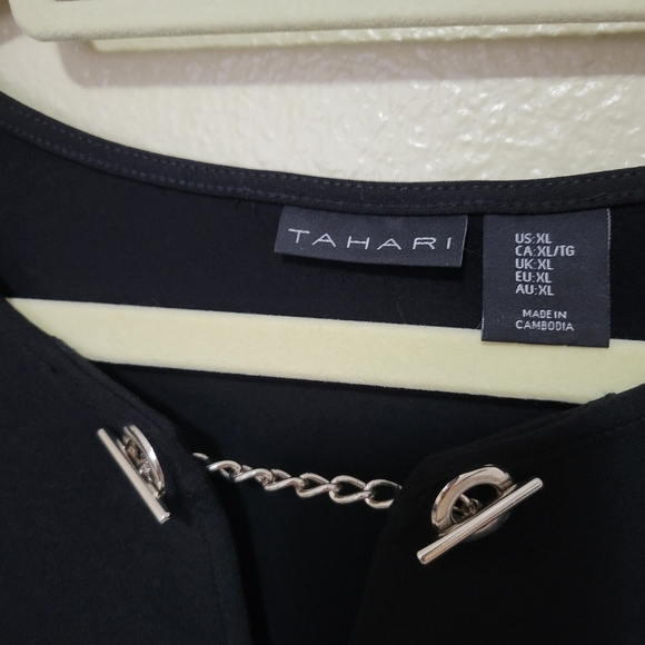 Tahari Top Womens Medium Black Knit Notch V Neck Silver Chain Long Sleeve - Picture 3 of 5